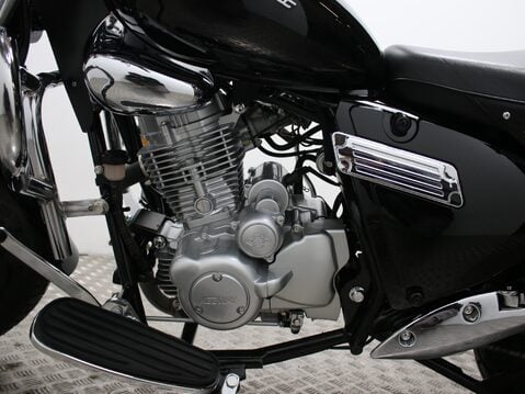 Keeway Superlight 125 Superlight 125 SE 25