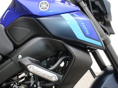 Yamaha MT-125 MT 125 (MTN 125-A) 31