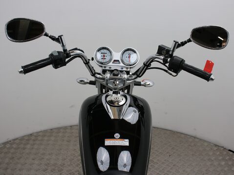 Yamaha YBR125 Custom YBR 125 14