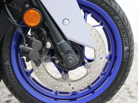 Yamaha Xmax 300 X-MAX CZD300 28