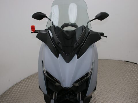 Yamaha Xmax 300 X-MAX CZD300 23