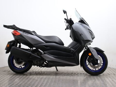 Yamaha Xmax X-MAX 300 (CZD 300-A) 1