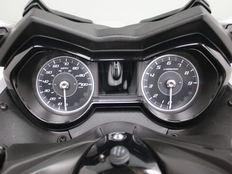 Yamaha Xmax X-MAX 300 (CZD 300-A) 15