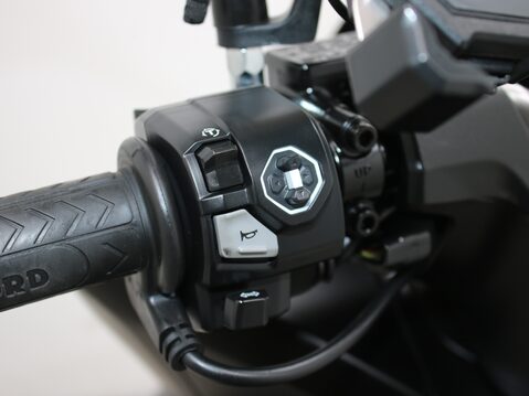 Honda PCX125 WW 125 S-S 25