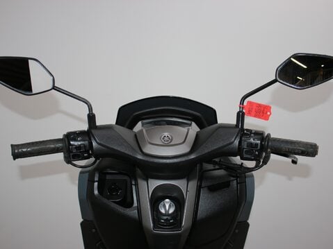 Yamaha Nmax 125 GPD125-A ABS 14