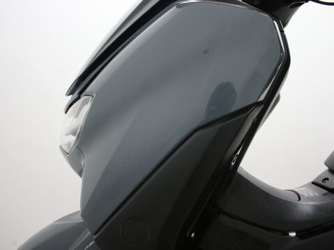 Yamaha Nmax 125 GPD125-A ABS 24