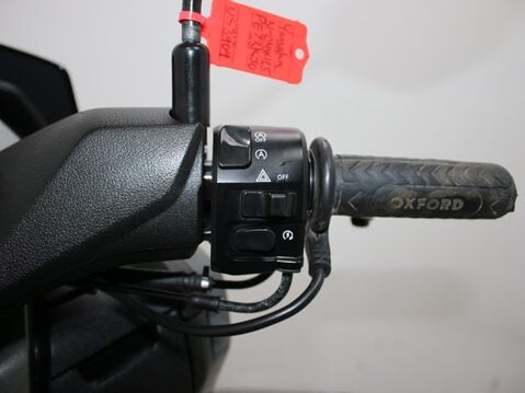 Yamaha Nmax 125 GPD125-A ABS 21