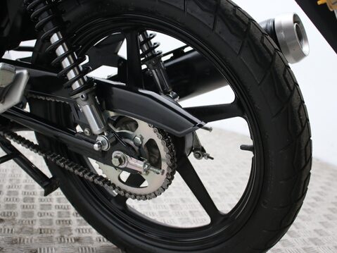 Yamaha YBR 125 YBR 125 29