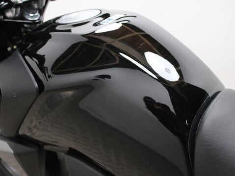 Honda CB125F CBF 125 M-M 18