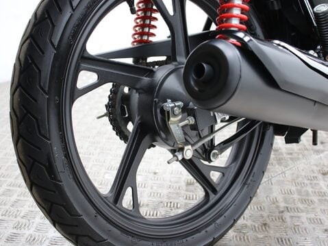 Honda CB125F CBF 125 M-M 27