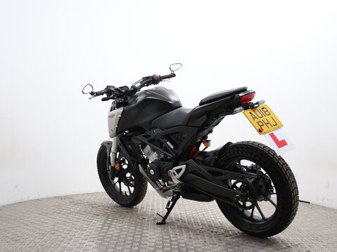 Honda CB125R CBF 125 NA-J 9
