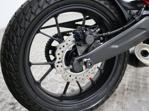 Honda CB125R CBF 125 NA-J 27