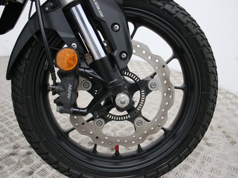 Honda CB125R CBF 125 NA-J 21