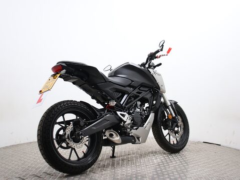Honda CB125R CBF 125 NA-J 12