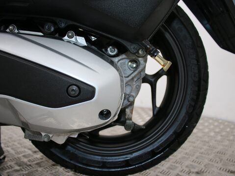 Honda PCX WW 125 A-PED 23 18