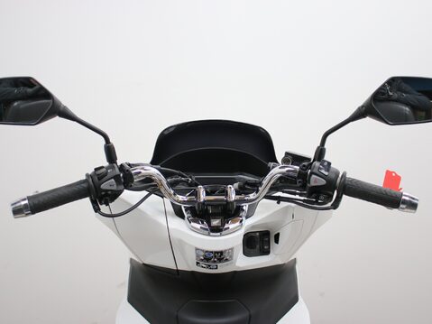 Honda PCX WW 125 A-PED 23 14