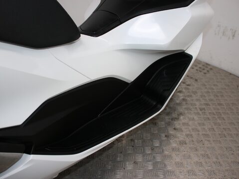 Honda PCX WW 125 A-PED 23 33