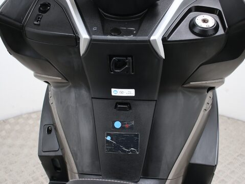 Kawasaki J300 SC 300 AFFA SPECIAL EDITION / PART EXCHANGE GOLD 17