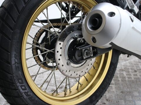 Yamaha XSR125 XSR 125 (MTM125) LEGACY 24