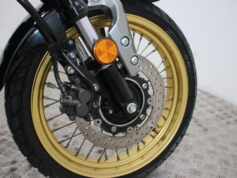 Yamaha XSR125 XSR 125 (MTM125) LEGACY 23