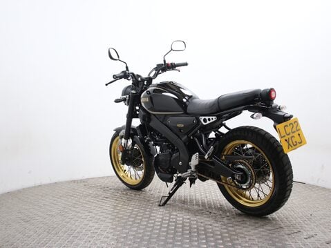 Yamaha XSR125 XSR 125 (MTM125) LEGACY 9