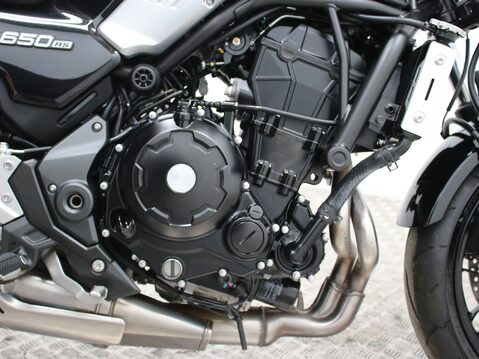 Kawasaki Z650RS ER 650 MPFNB 24