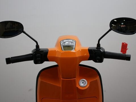 Lambretta V Special V-125 SPECIAL E5 14