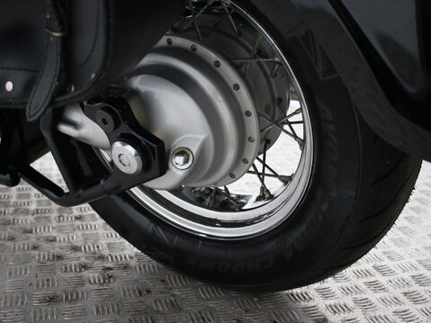 Suzuki Intruder 800 VL 800 K7 36