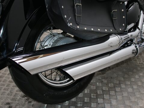 Suzuki Intruder 800 VL 800 K7 35