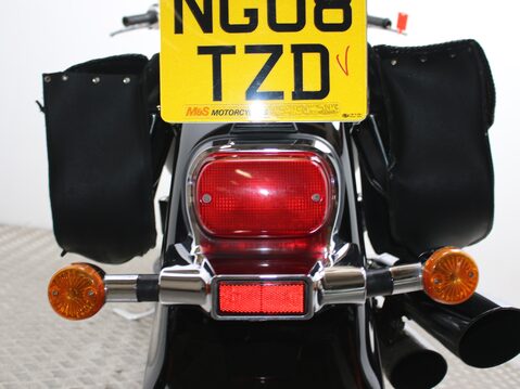 Suzuki Intruder 800 VL 800 K7 37