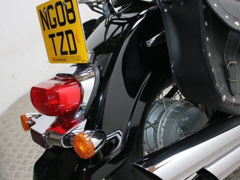 Suzuki Intruder 800 VL 800 K7 25