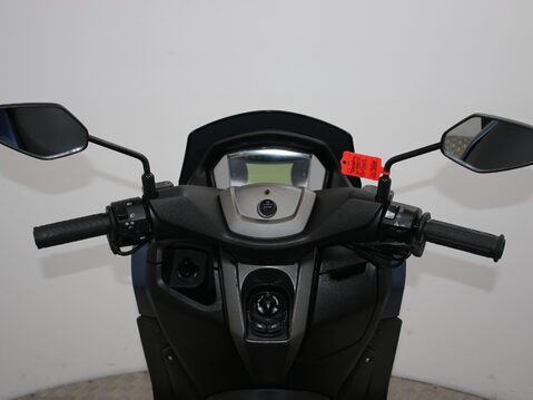 Yamaha Nmax 125 GPD125-A ABS 14