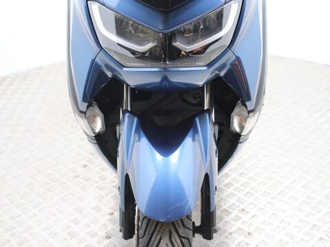 Yamaha Nmax 125 GPD125-A ABS 17