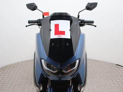 Yamaha Nmax 125 GPD125-A ABS 18