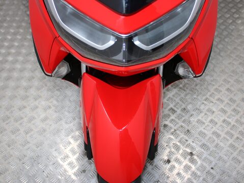 Yamaha Nmax 125 GPD125-A ABS 17