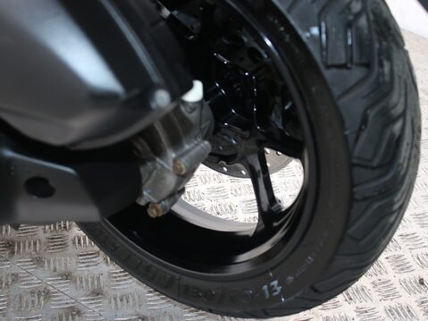 Yamaha Nmax 125 GPD125-A ABS 29