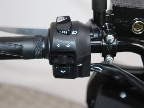 Sinnis Hero LH 125 T-22 HERO-X 24