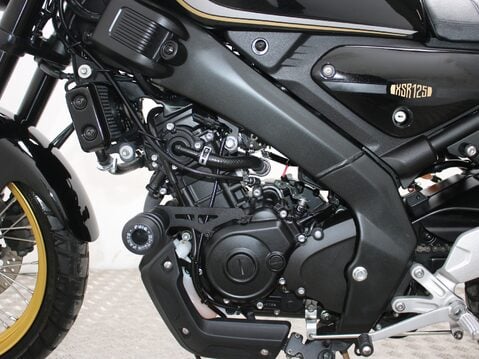 Yamaha XSR125 XSR 125 (MTM125) LEGACY 23