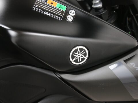 Yamaha MT-125 MT 125 (MTN 125-A) 26