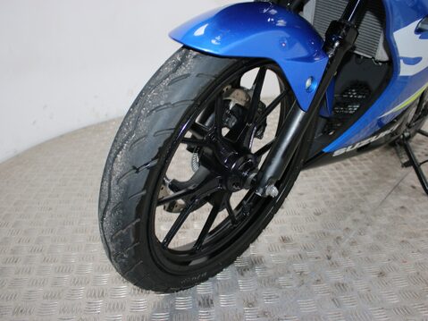 Suzuki GSX-R125 GSXR 125 X AL8 18