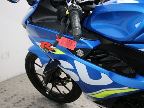 Suzuki GSX-R125 GSXR 125 X AL8 28