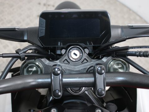 Honda CB125R CBF 125 NA-PED 23 15