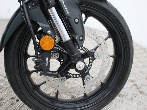 Honda CB125R CBF 125 NA-PED 23 25