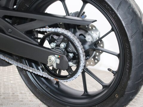 Honda CB125R CBF 125 NA-PED 23 32