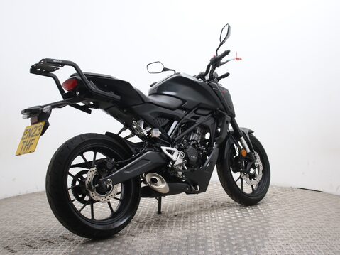 Honda CB125R CBF 125 NA-PED 23 12