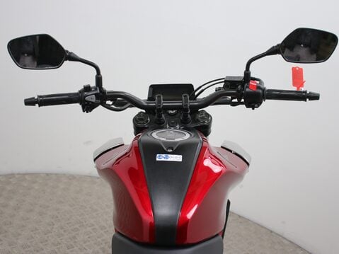 Honda CB CBF 125 NA-J 14
