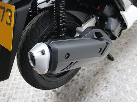 Honda PCX125 WW 125 A-PED 23 23