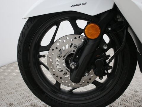 Honda PCX125 WW 125 A-PED 23 17