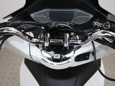 Honda PCX125 WW 125 A-PED 23 15