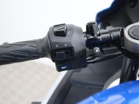 Suzuki GSX-R125 GSXR 125 RLZ M1 24